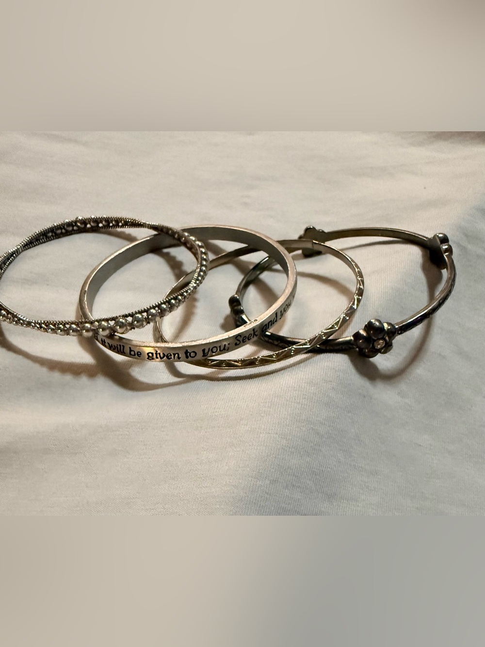 Lot of 4 Silver Tone Metal Bangle Bracelets, 1 Signed Brighton, Size 7.5